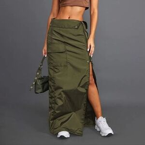 Micas Olive Green Cargo Skirt Size M